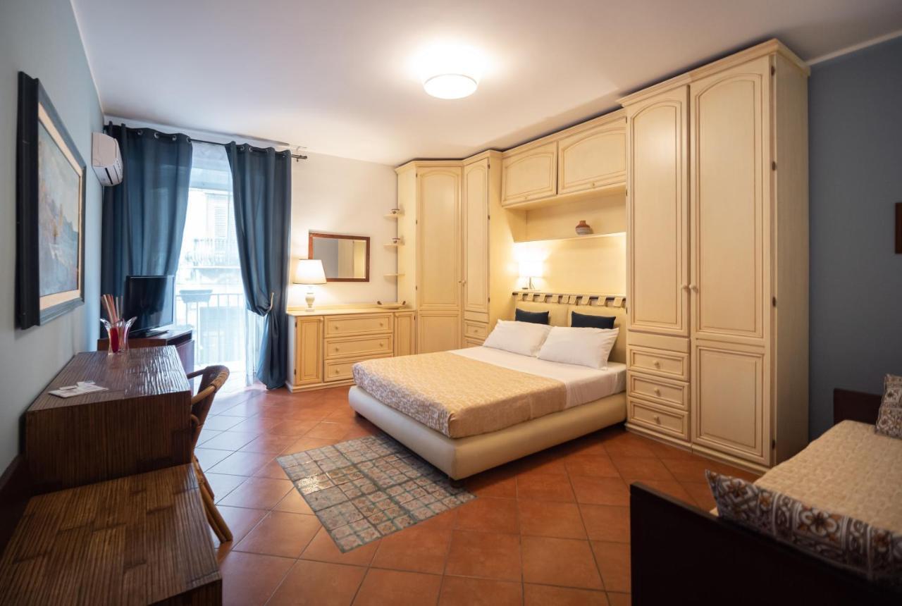 Kalamarina Rooms Palermo Ngoại thất bức ảnh